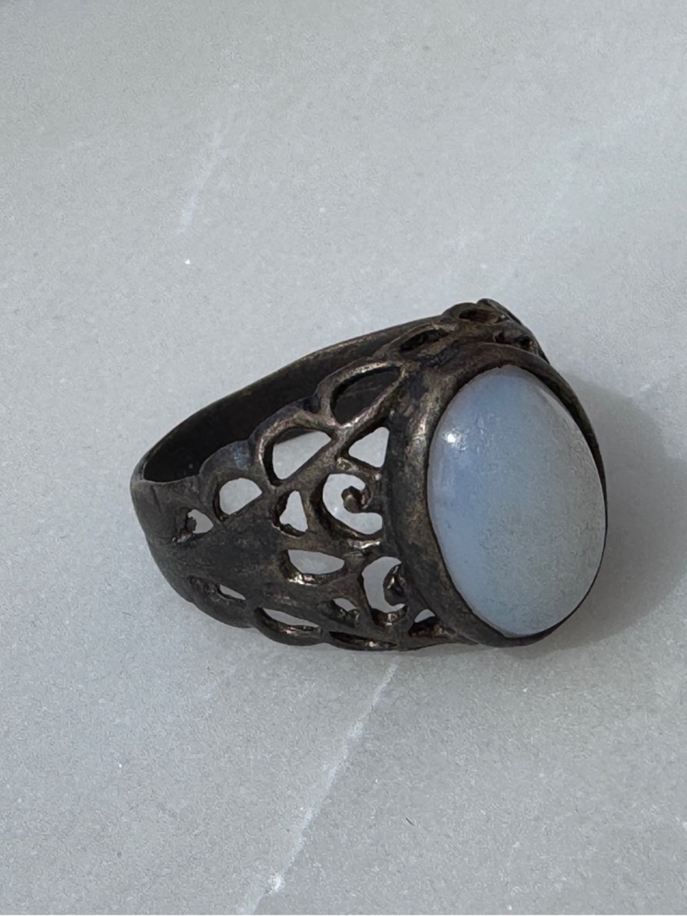Vintage Ring - Picture 5 of 13